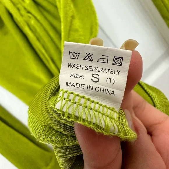 Ruched Sheath Dress - Picture 10 of 10